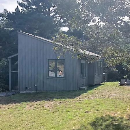 Madrone Cottage